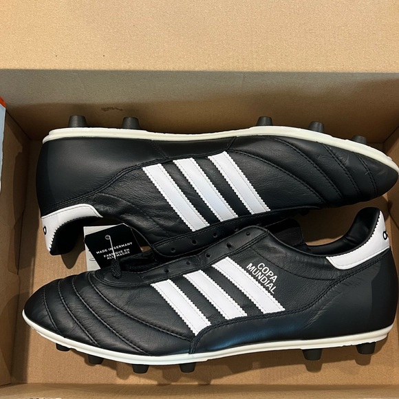 Men's Size 11.5 Adidas Soccer Cleats Copa Mundial 015110 Black/White NEW -  Athletic Shoes